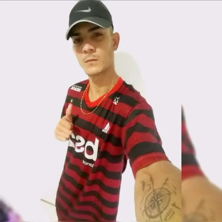 Chat +18 off-line de SatiatedClematis