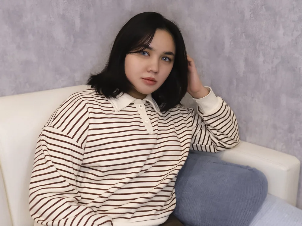 MiaFlowrs' Offline Chat Room