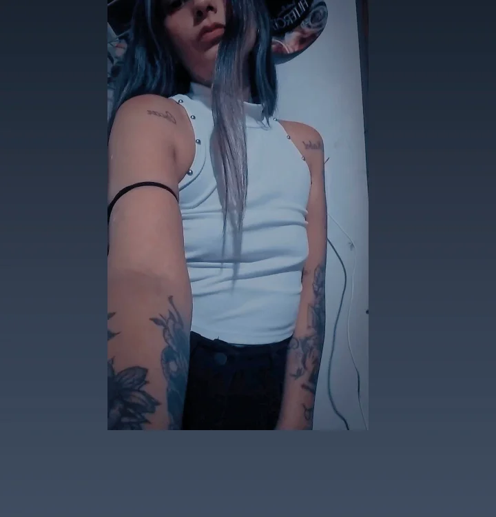 1Elitorita's Offline XXX Chat