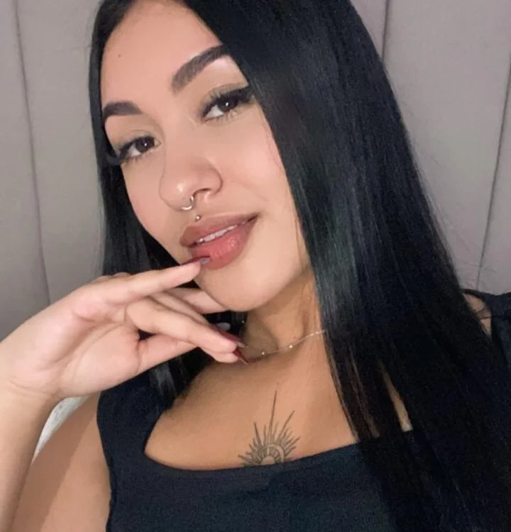 Moonshine_tay1's Offline XXX Chat