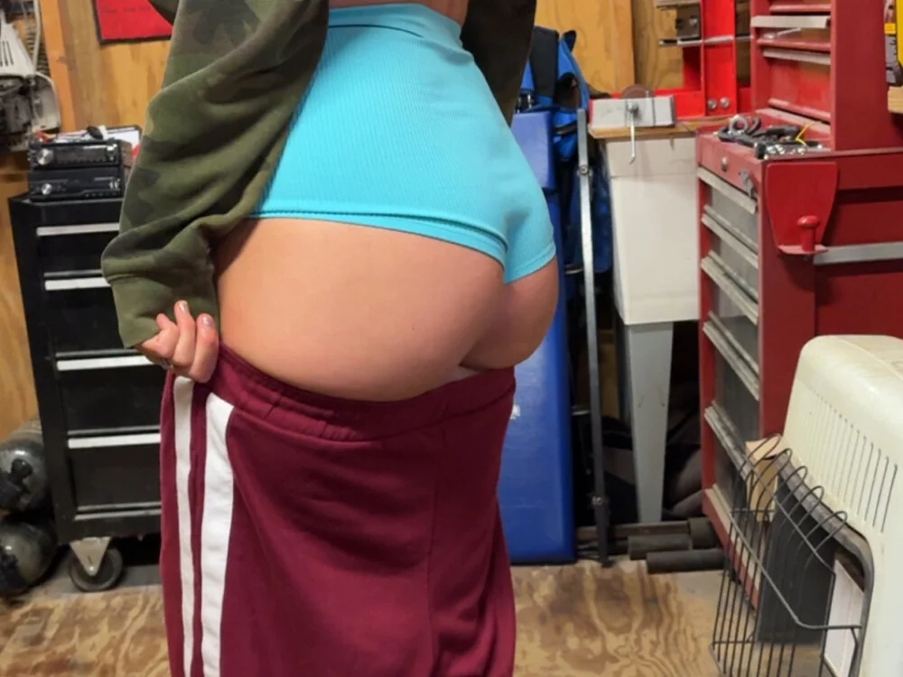 tastemecarolineのオフラインXXXチャット