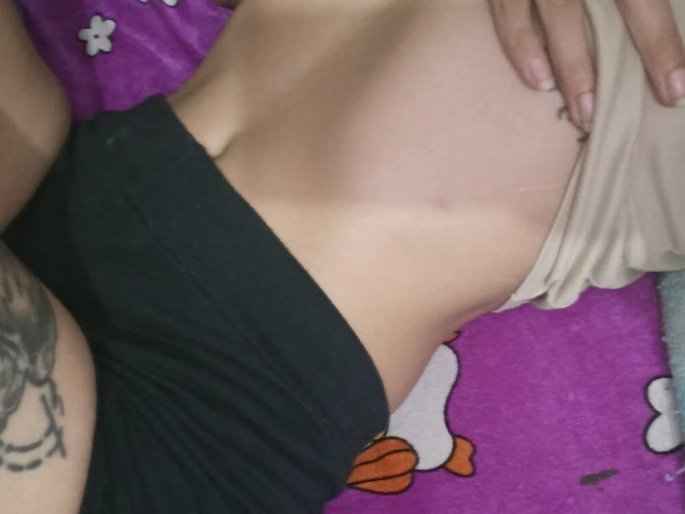 girl_University: συνομιλία ΧΧΧ εκτός σύνδεσης