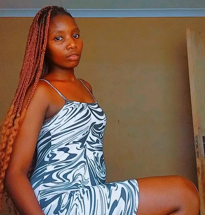 zwashu001n Offline XXX chat