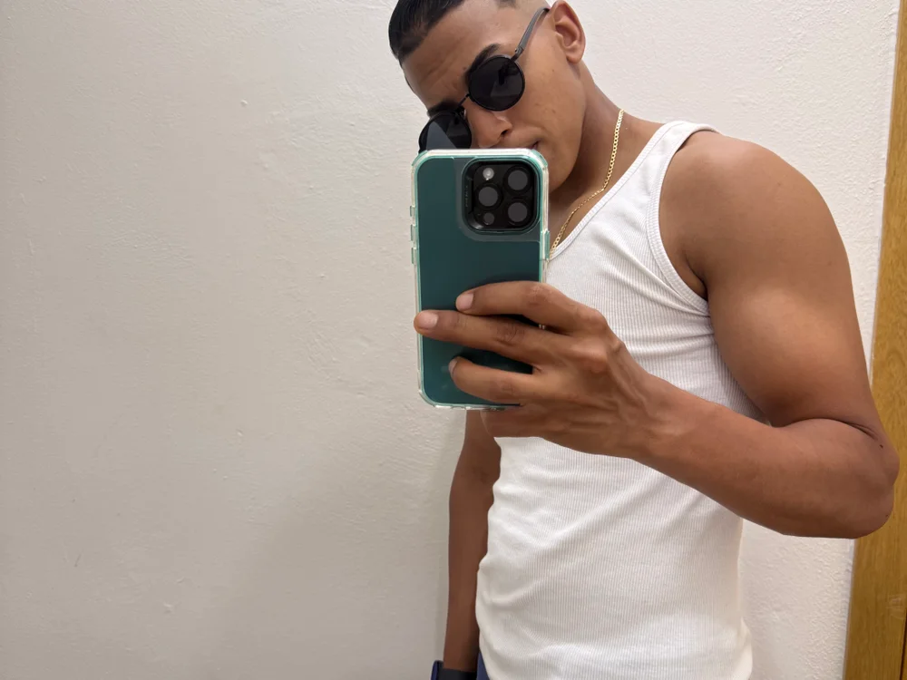 El_Neci0 Offline XXX-Chat