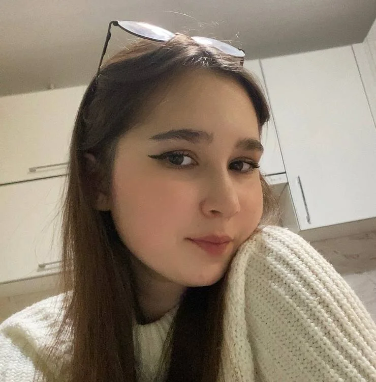 LynnHessel's Offline Chat Room