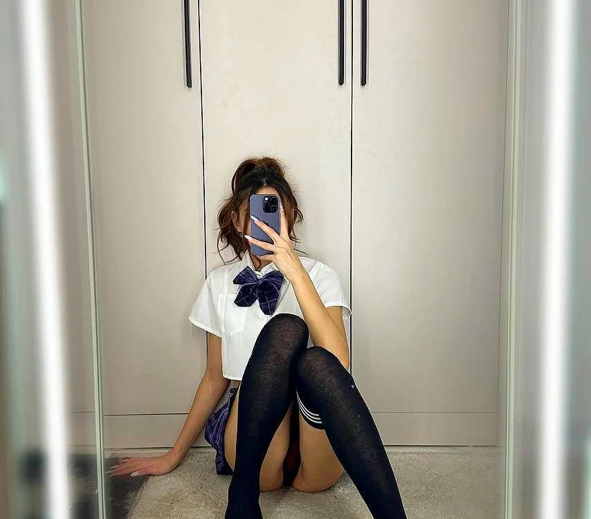 Offline XXX chat modela la_kivi