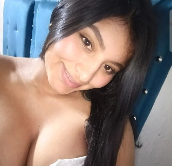 Офлайн-чат XXX Miss_Cataleya__