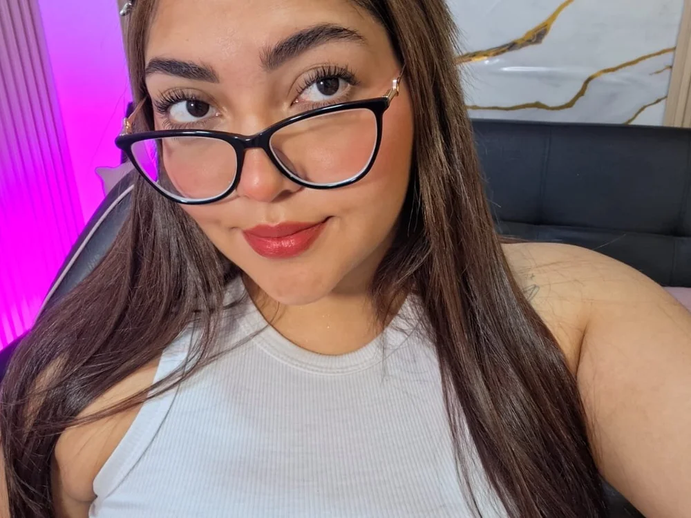 Withney_tay Offline XXX-chat