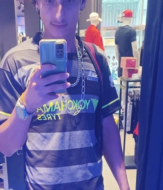 SantiagoFN44 offline chatrum