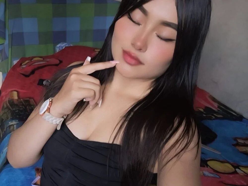 valeria_pink17 Offline XXX-chat