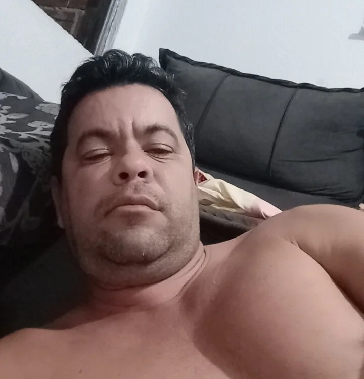 18cmegrosso's Offline Chat Room