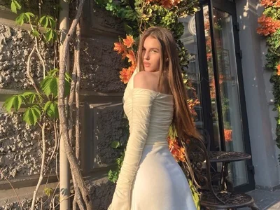 Lilly_boobs - Girl 