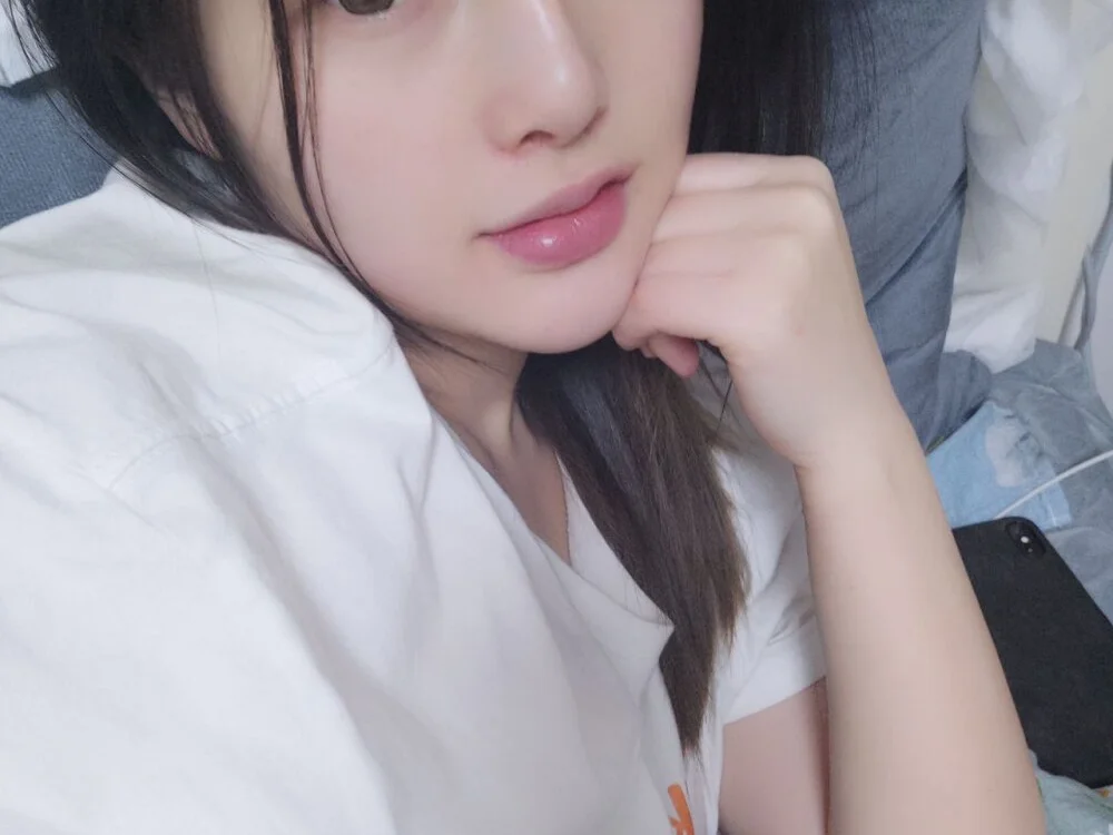 XIAOJIEBB-2025's Offline XXX Chat