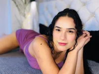 love_kriss Adlı Modelin Canlı XXX Sohbeti