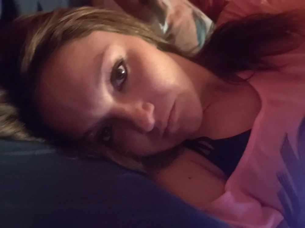 sweetkay18's Offline Chat Room