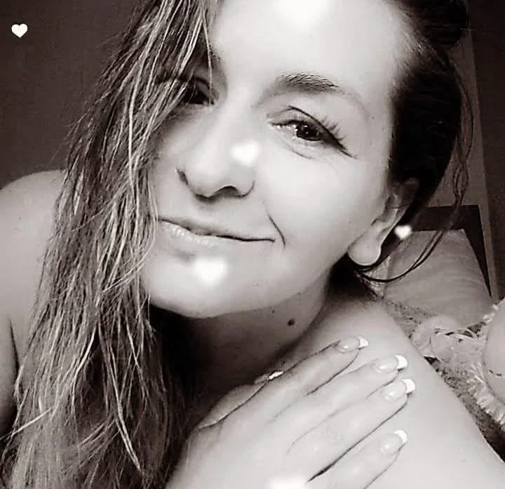 Kim_raver40's Offline XXX Chat