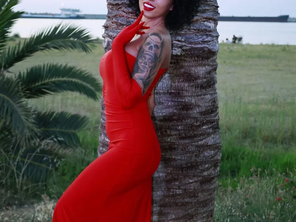 ava_wayne's Offline XXX Chat