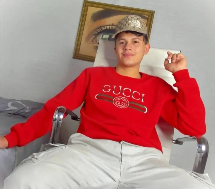 Hospick_white's Offline XXX Chat