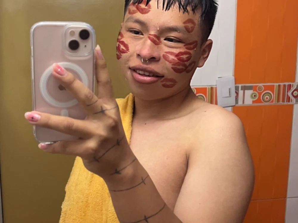 nia_muller Chat XXX offline