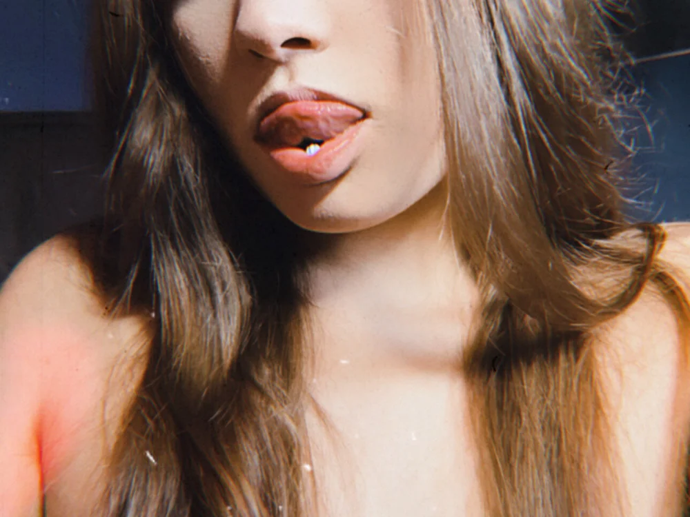 Emiirose's Offline Chat Room