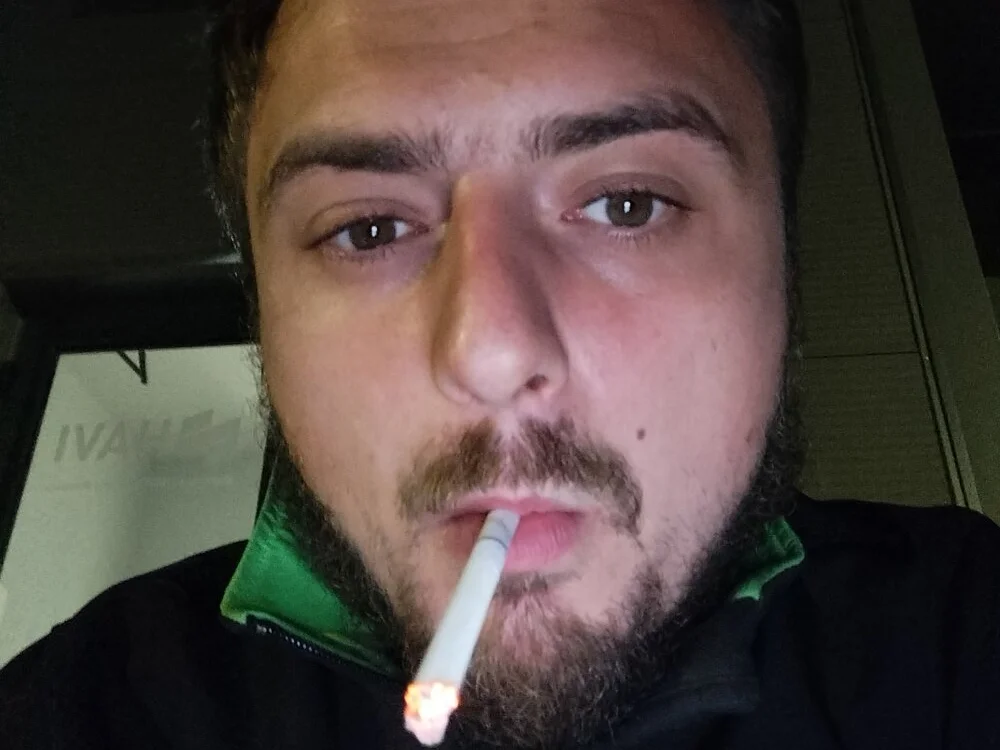 Master_Mark_Wayne Offline XXX-Chat