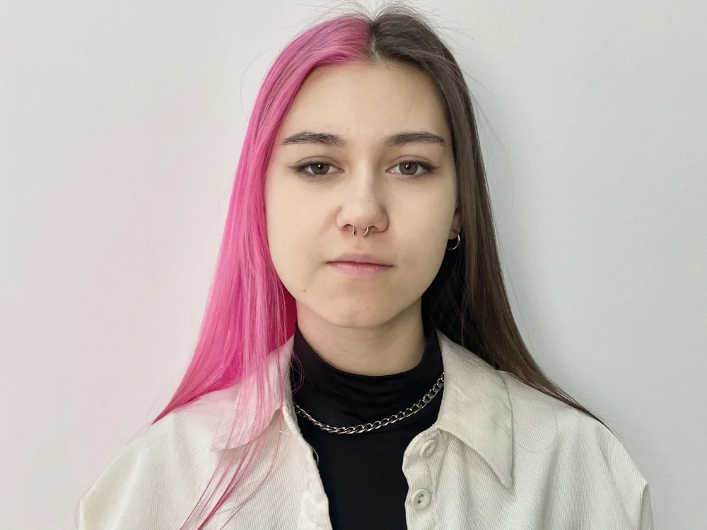RinaBenss' Offline Chat Room