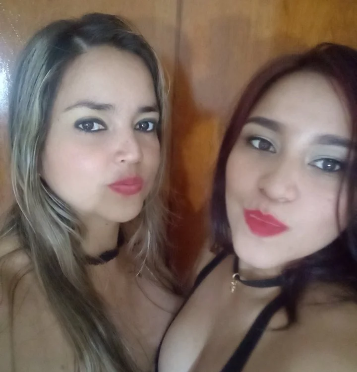 lorena_lesliie_'s Offline XXX Chat