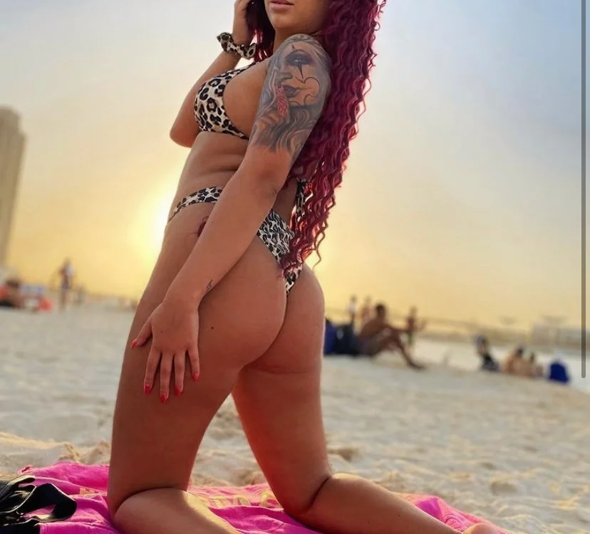 OnlyAmira offline chatrum