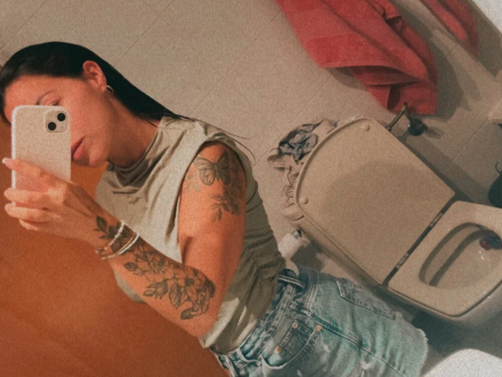 AmaraBella69's Offline XXX Chat