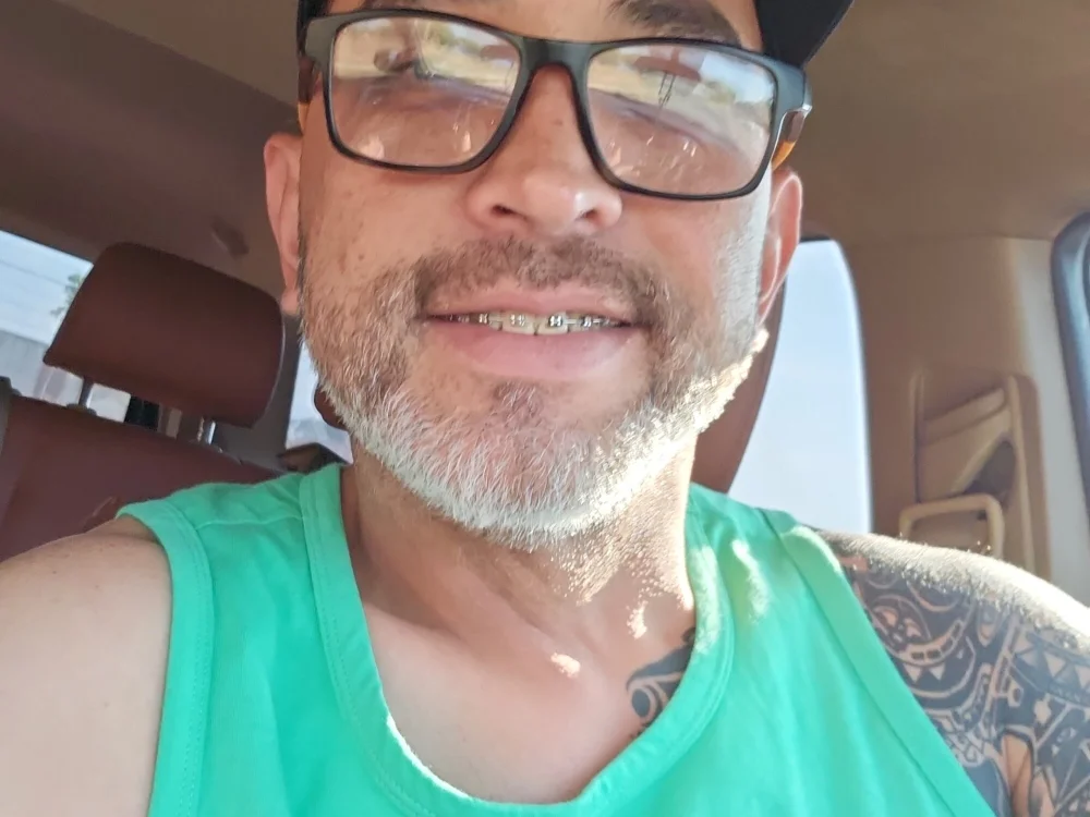 Johhan79 offline chatrum