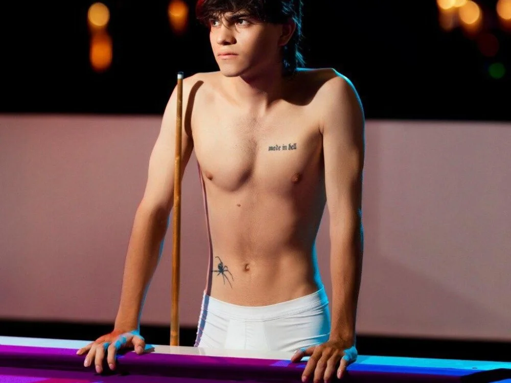 Party_BoysW Offline XXX Chat