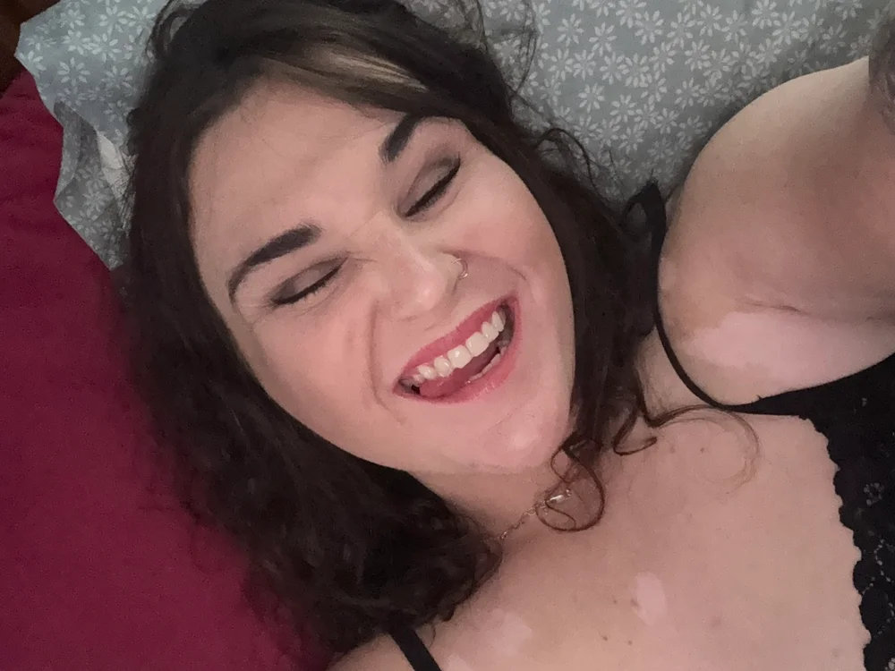 Blair_bear Offline XXX-Chat