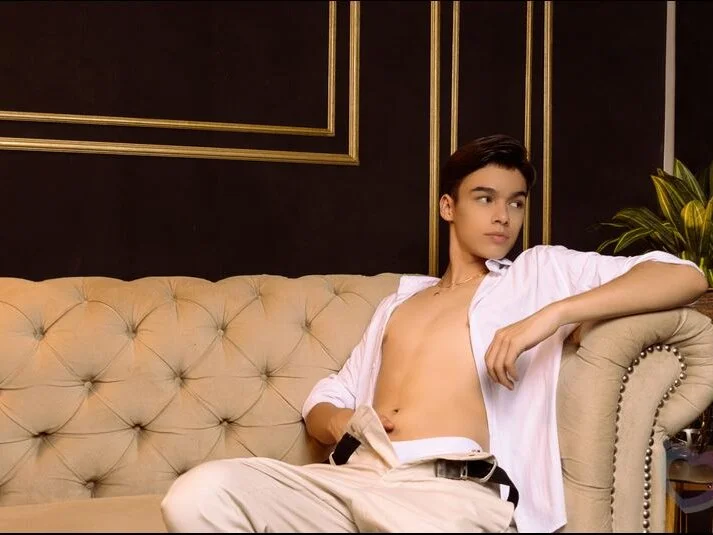 Gerony_ Offline XXX-chat