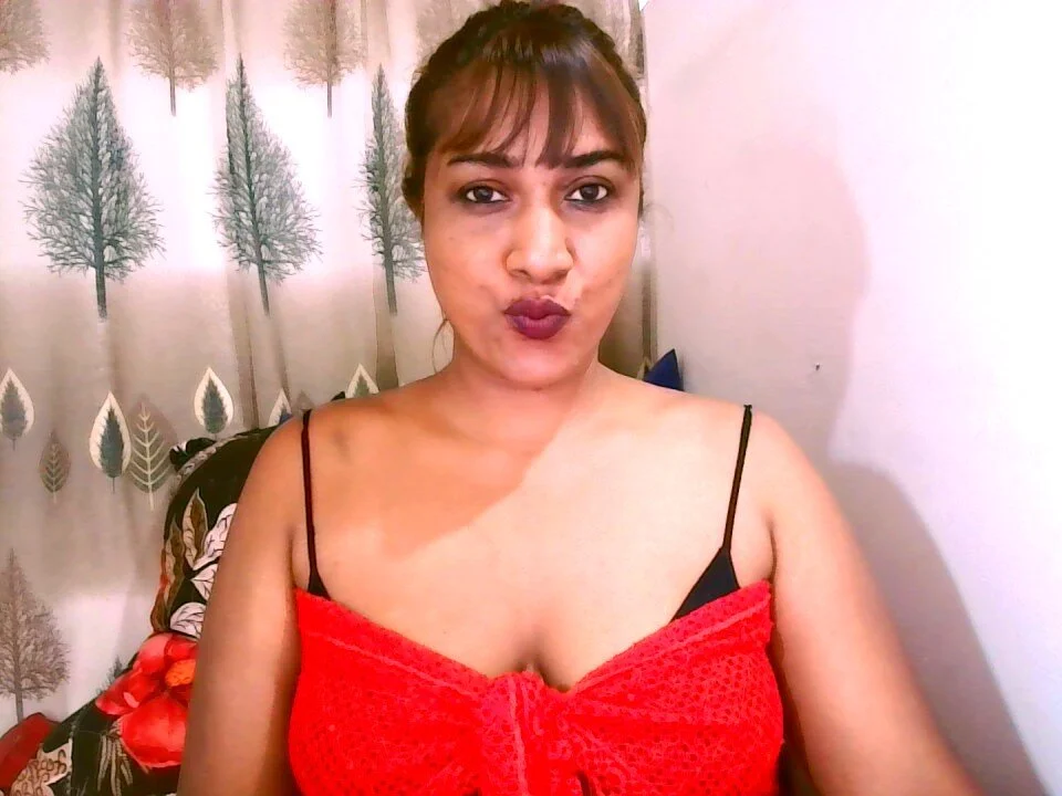 Indian_Erotic69 Offline XXX-chat