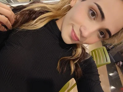 kaia_russel