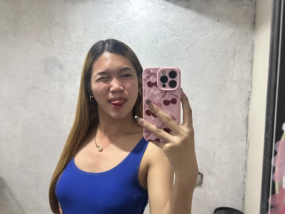 itsme_shanaya's Offline XXX Chat