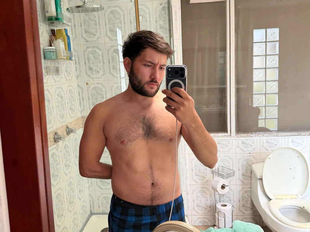 ZevVicen Offline XXX chat