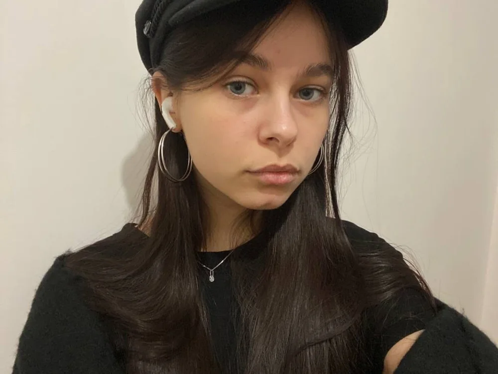 AlthenaElletson's Offline Chat Room