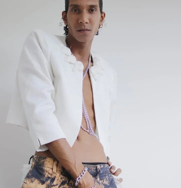 guy_bell Obrolan XXX Offline