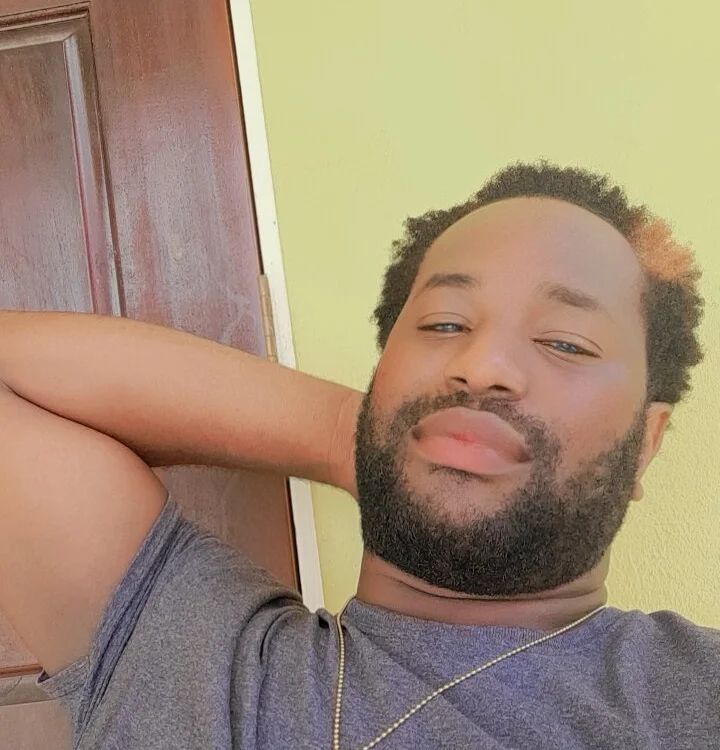 Bighood_T's Offline XXX Chat