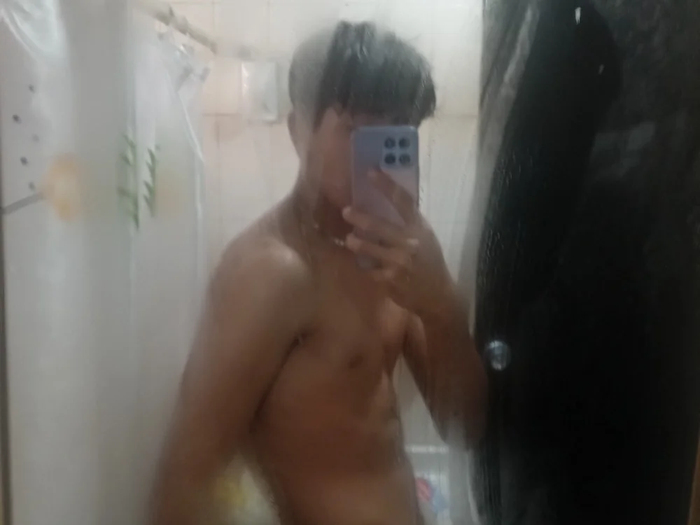 ห้องแชทออฟไลน์ของ TheFuck_boy-