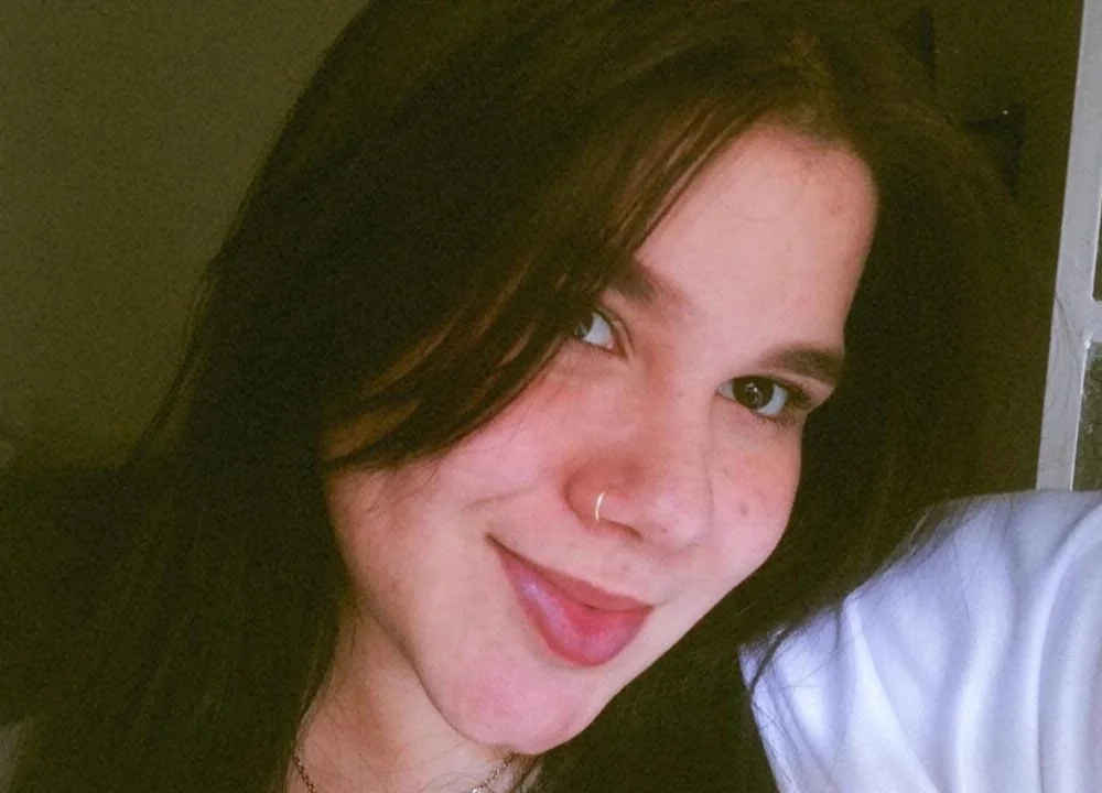 Ariel_thomas' Offline XXX Chat