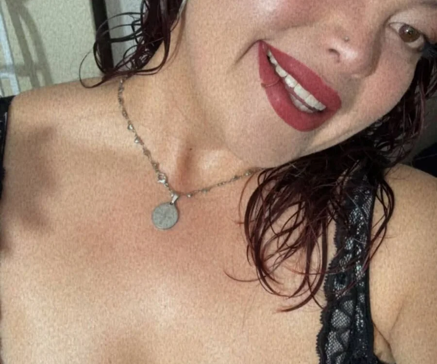 Aleen_Rosee offline chatrum