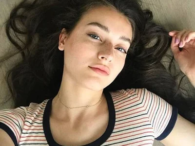 VanesaJewelz profile