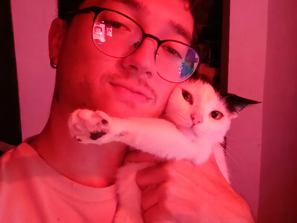 Offline chatovací místnost manchitoo