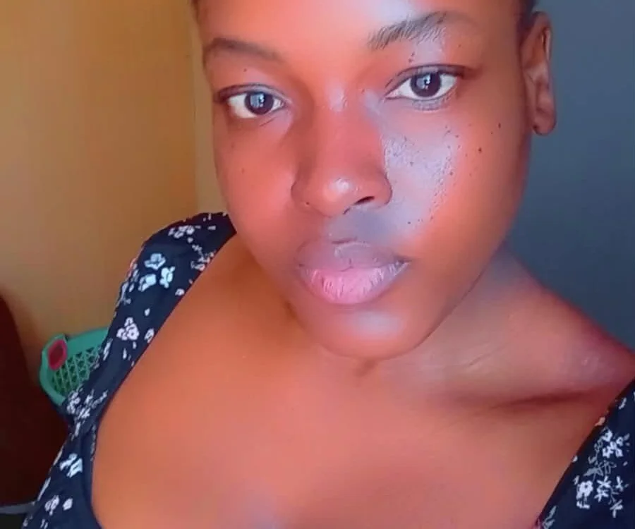 sexy_cony Obrolan XXX Offline