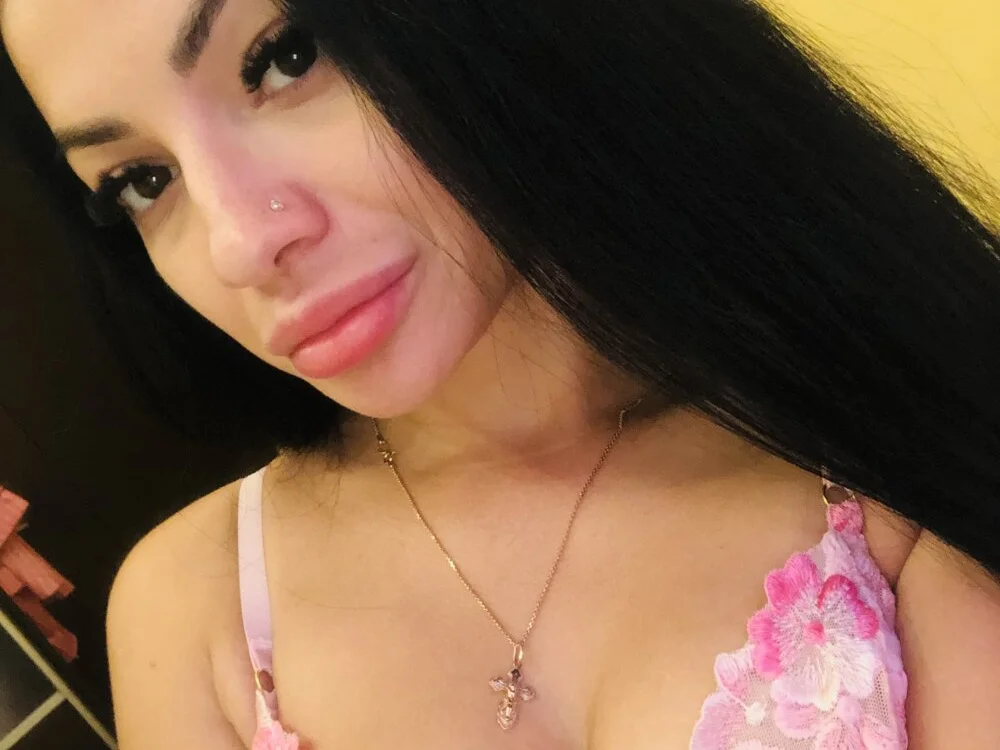 Offline XXX chat modela Layana_Ro
