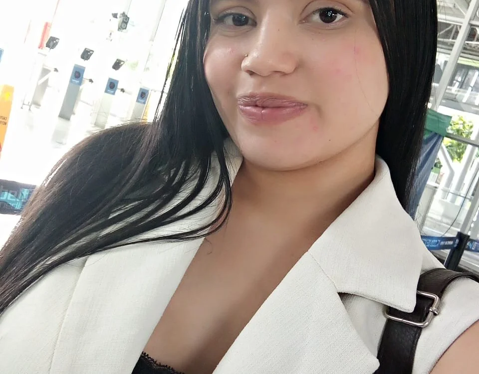 Celeeste_prado offline chatrum