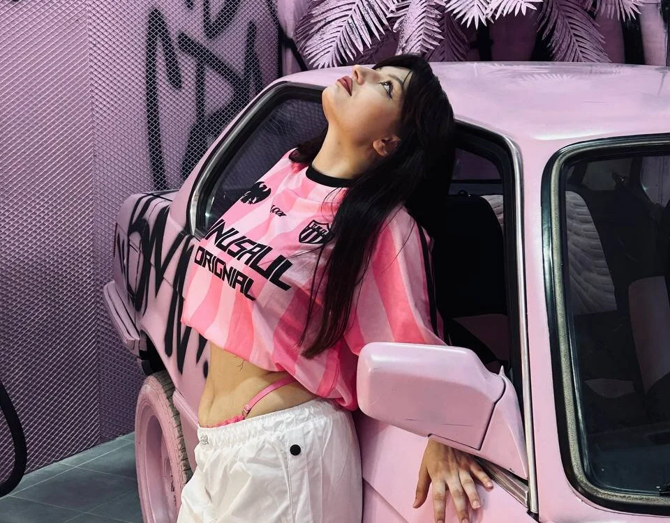 Mirellune – Offline XXX chat