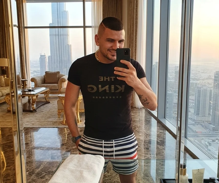 Thomasgold's Offline Chat Room